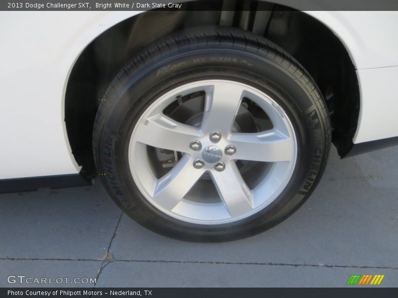 Bright White / Dark Slate Gray 2013 Dodge Challenger SXT