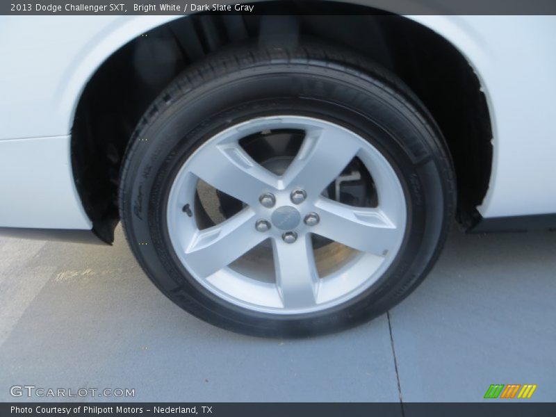 Bright White / Dark Slate Gray 2013 Dodge Challenger SXT