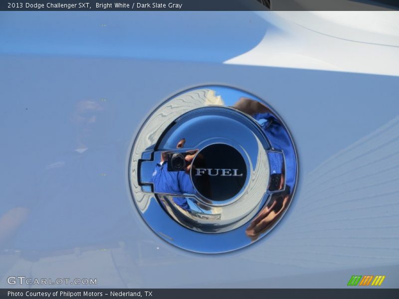Bright White / Dark Slate Gray 2013 Dodge Challenger SXT