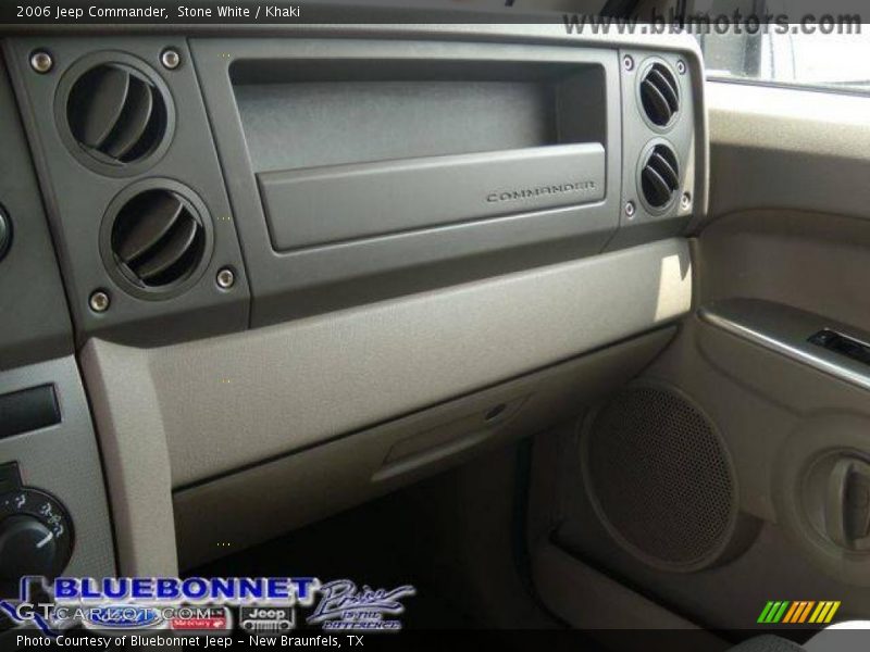 Stone White / Khaki 2006 Jeep Commander