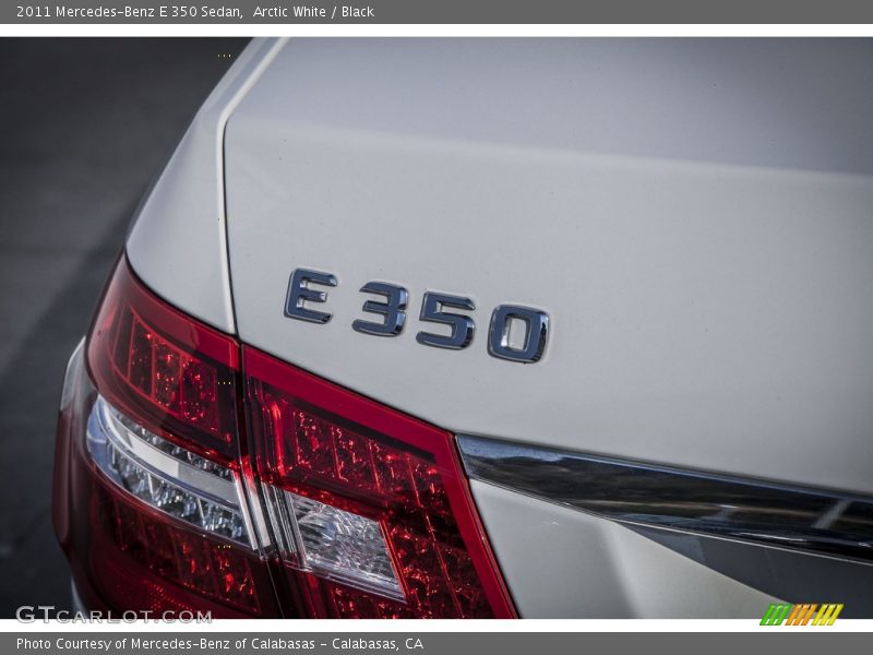 Arctic White / Black 2011 Mercedes-Benz E 350 Sedan