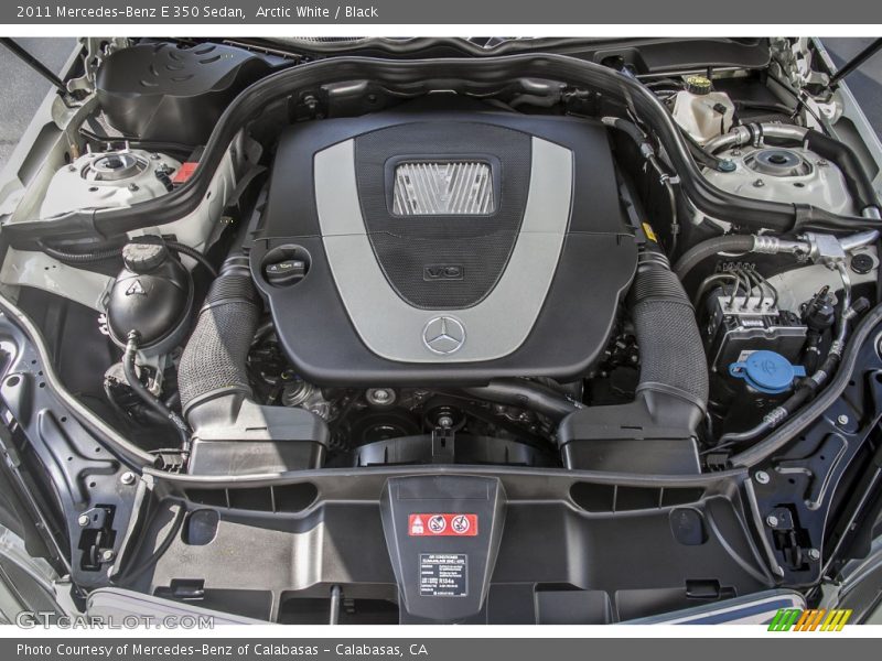 Arctic White / Black 2011 Mercedes-Benz E 350 Sedan
