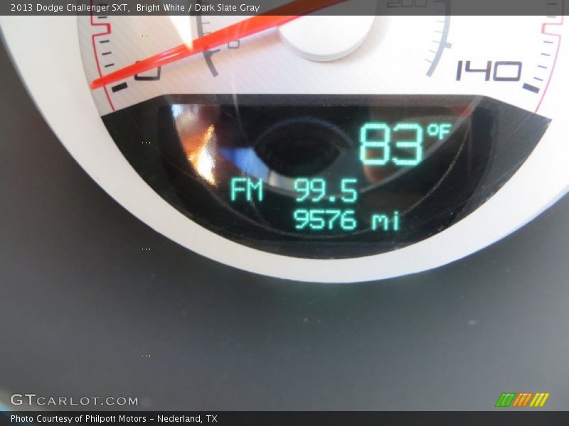 Bright White / Dark Slate Gray 2013 Dodge Challenger SXT