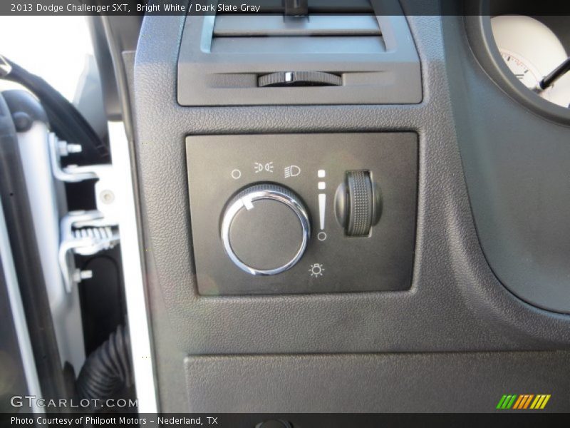 Bright White / Dark Slate Gray 2013 Dodge Challenger SXT