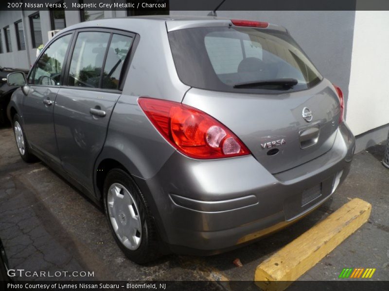 Magnetic Grey Metallic / Charcoal 2007 Nissan Versa S