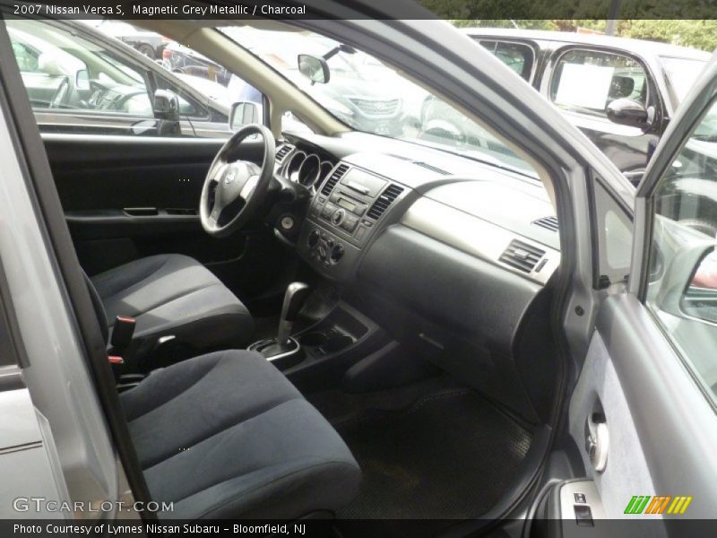 Magnetic Grey Metallic / Charcoal 2007 Nissan Versa S