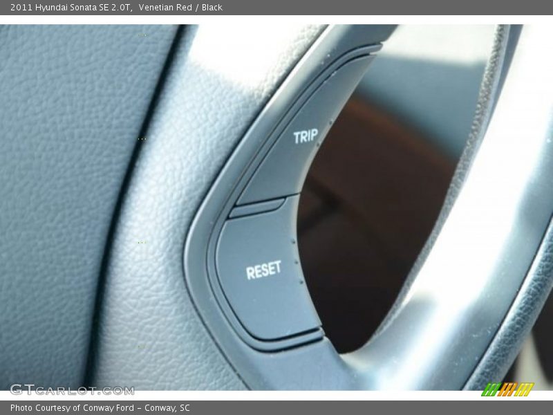 Venetian Red / Black 2011 Hyundai Sonata SE 2.0T