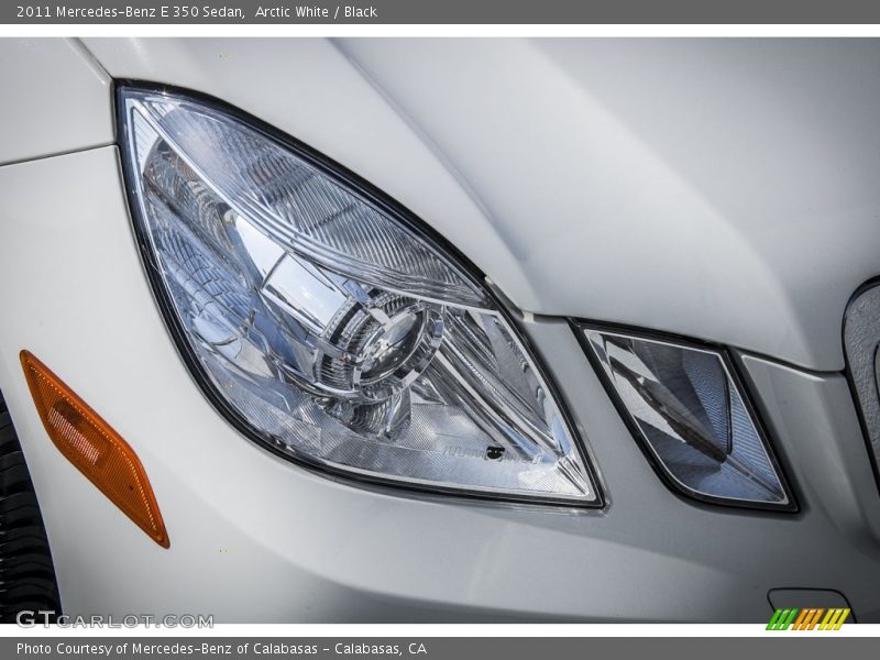 Arctic White / Black 2011 Mercedes-Benz E 350 Sedan