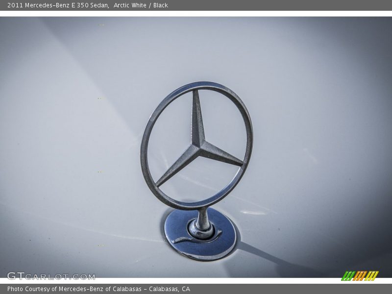 Arctic White / Black 2011 Mercedes-Benz E 350 Sedan