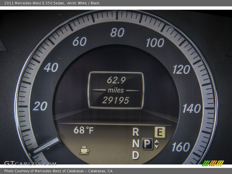 Arctic White / Black 2011 Mercedes-Benz E 350 Sedan