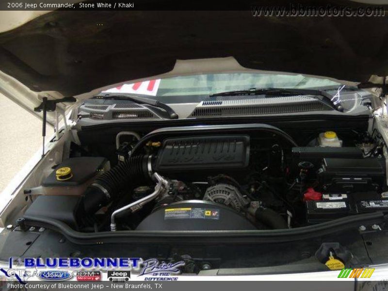 Stone White / Khaki 2006 Jeep Commander