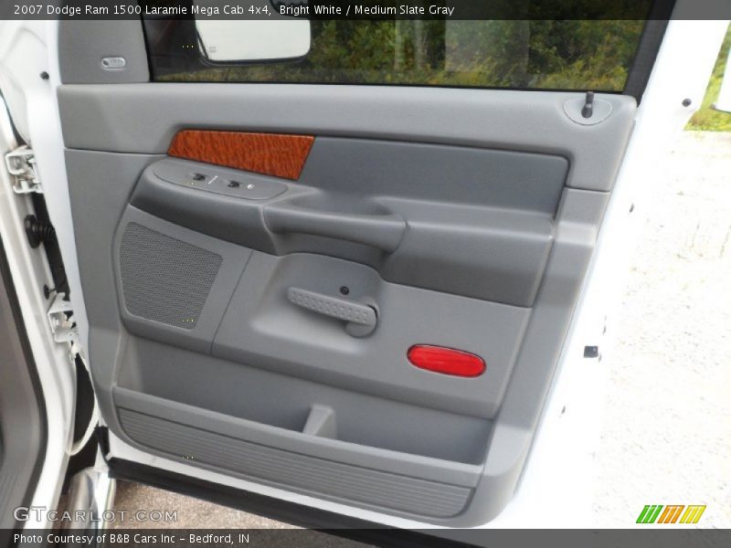 Bright White / Medium Slate Gray 2007 Dodge Ram 1500 Laramie Mega Cab 4x4
