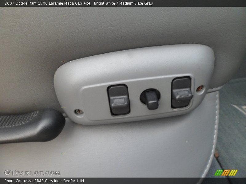 Bright White / Medium Slate Gray 2007 Dodge Ram 1500 Laramie Mega Cab 4x4