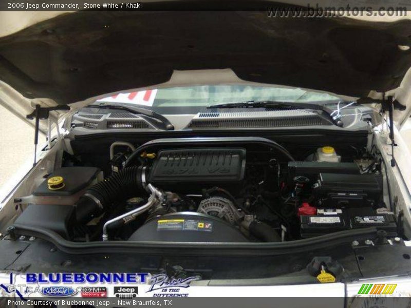 Stone White / Khaki 2006 Jeep Commander