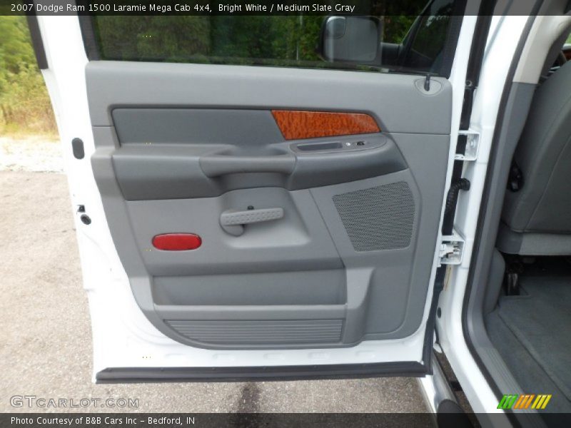 Bright White / Medium Slate Gray 2007 Dodge Ram 1500 Laramie Mega Cab 4x4