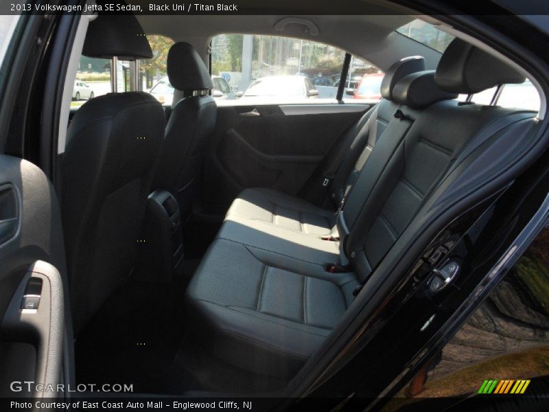 Black Uni / Titan Black 2013 Volkswagen Jetta SE Sedan