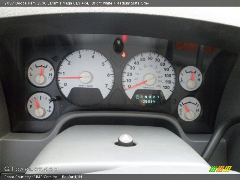 Bright White / Medium Slate Gray 2007 Dodge Ram 1500 Laramie Mega Cab 4x4