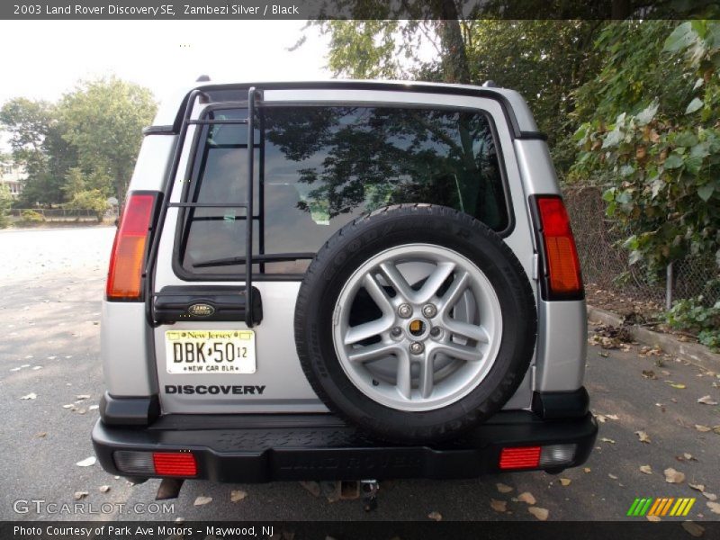 Zambezi Silver / Black 2003 Land Rover Discovery SE