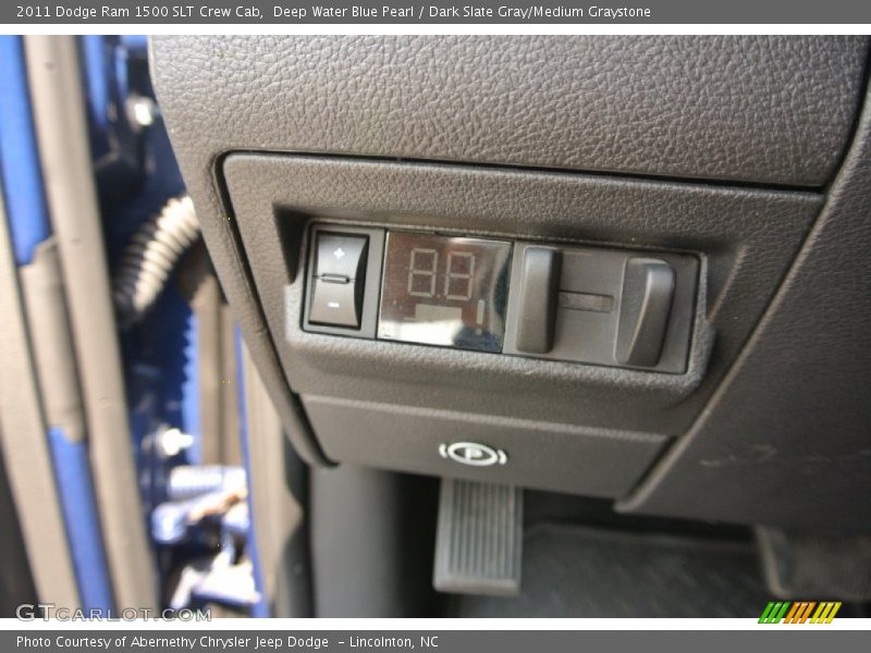 Deep Water Blue Pearl / Dark Slate Gray/Medium Graystone 2011 Dodge Ram 1500 SLT Crew Cab