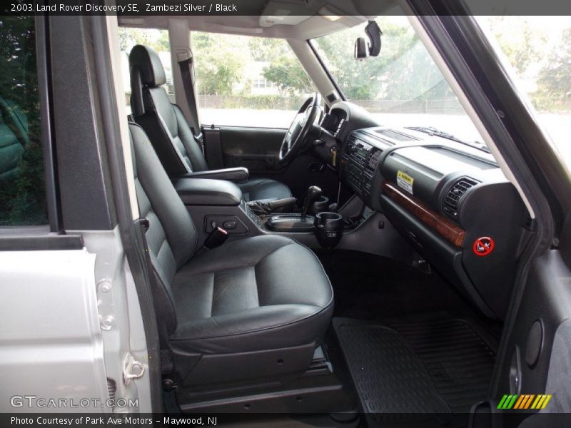 Zambezi Silver / Black 2003 Land Rover Discovery SE