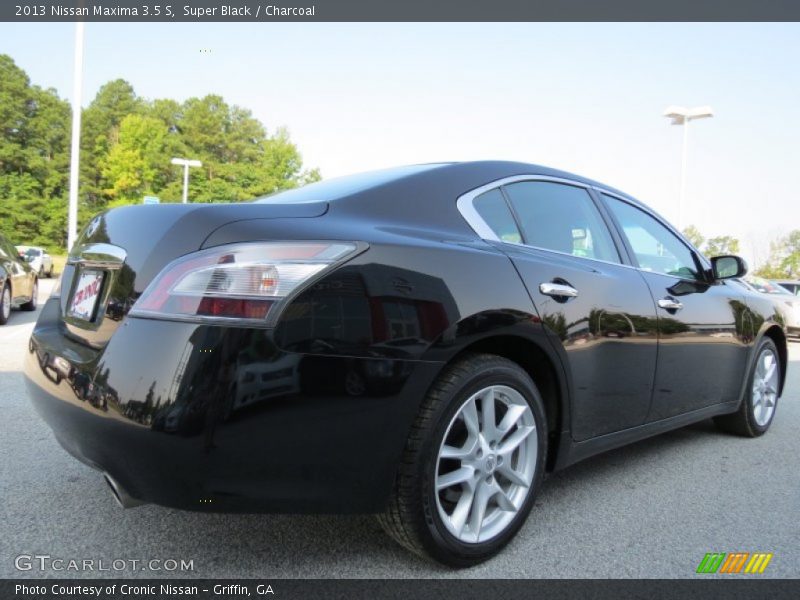 Super Black / Charcoal 2013 Nissan Maxima 3.5 S