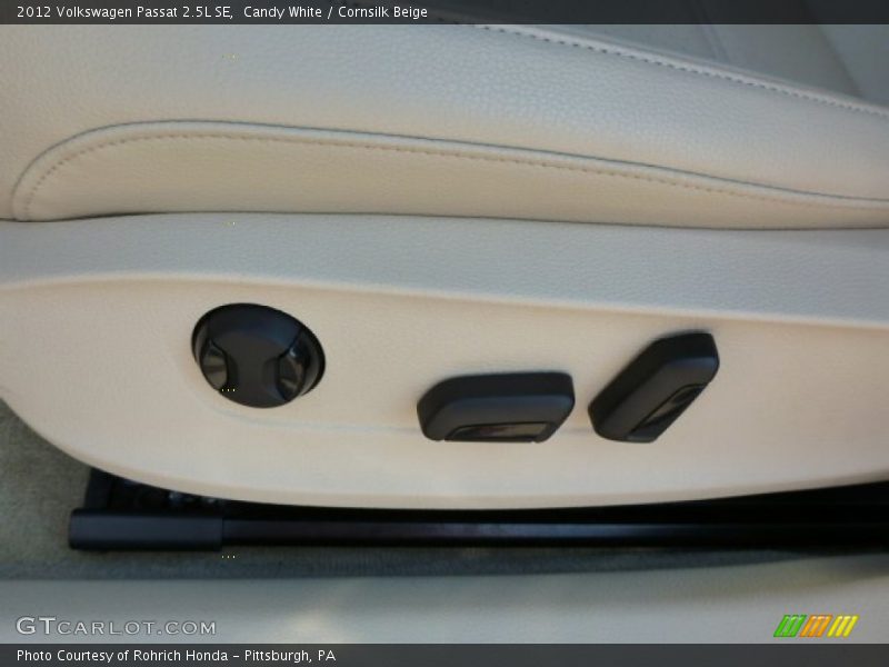 Candy White / Cornsilk Beige 2012 Volkswagen Passat 2.5L SE