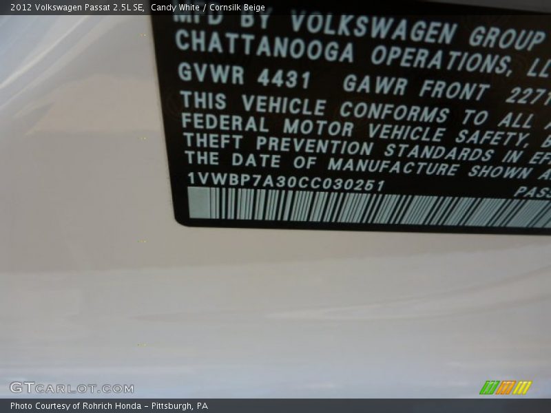 Candy White / Cornsilk Beige 2012 Volkswagen Passat 2.5L SE