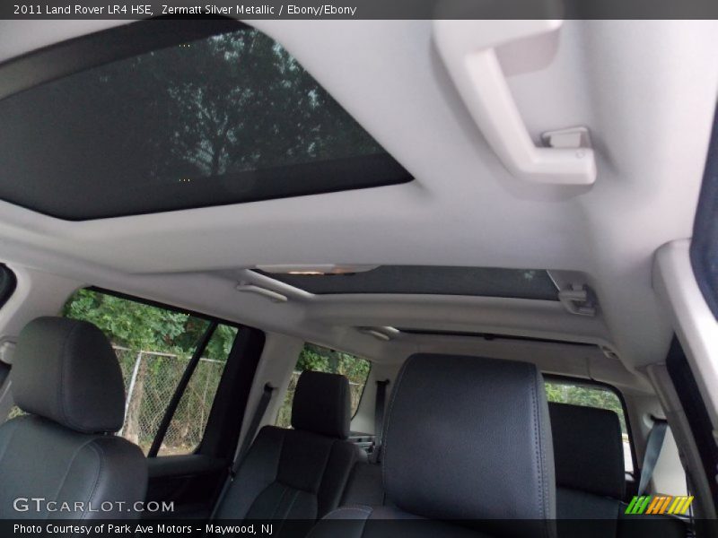Zermatt Silver Metallic / Ebony/Ebony 2011 Land Rover LR4 HSE