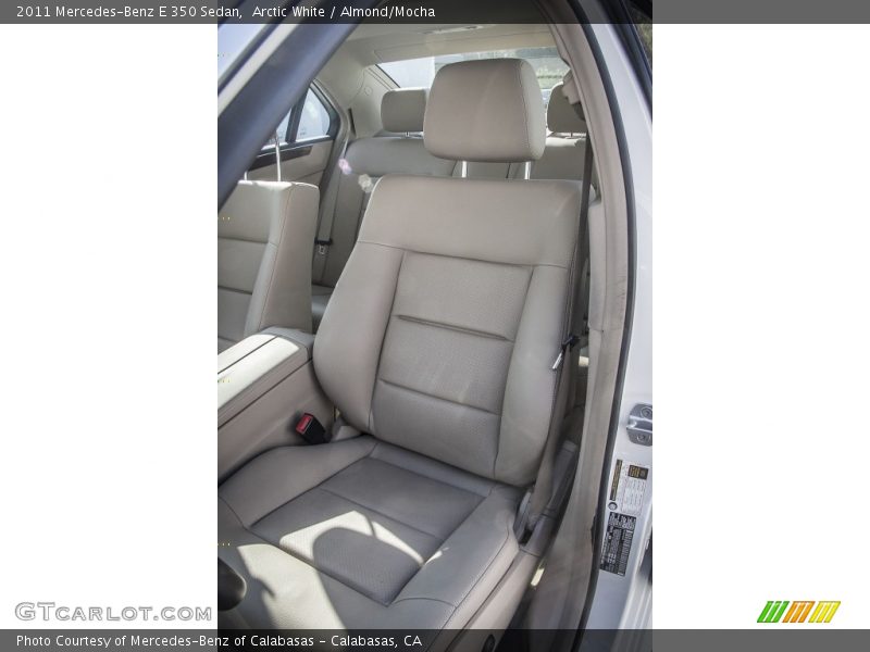 Arctic White / Almond/Mocha 2011 Mercedes-Benz E 350 Sedan