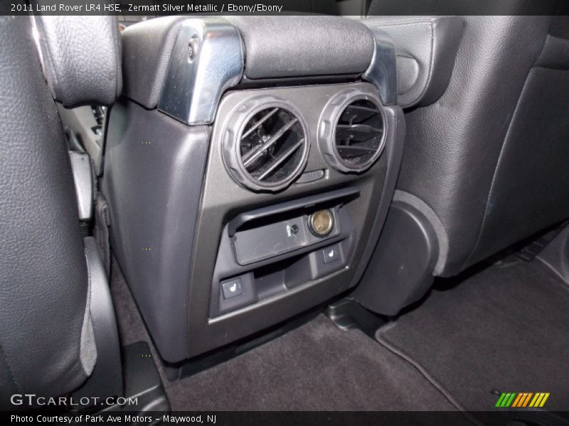 Zermatt Silver Metallic / Ebony/Ebony 2011 Land Rover LR4 HSE
