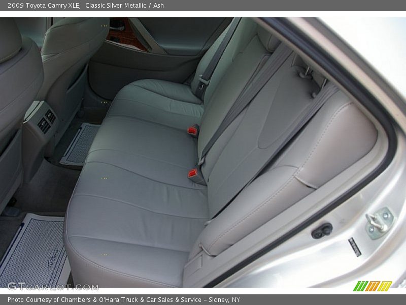 Classic Silver Metallic / Ash 2009 Toyota Camry XLE