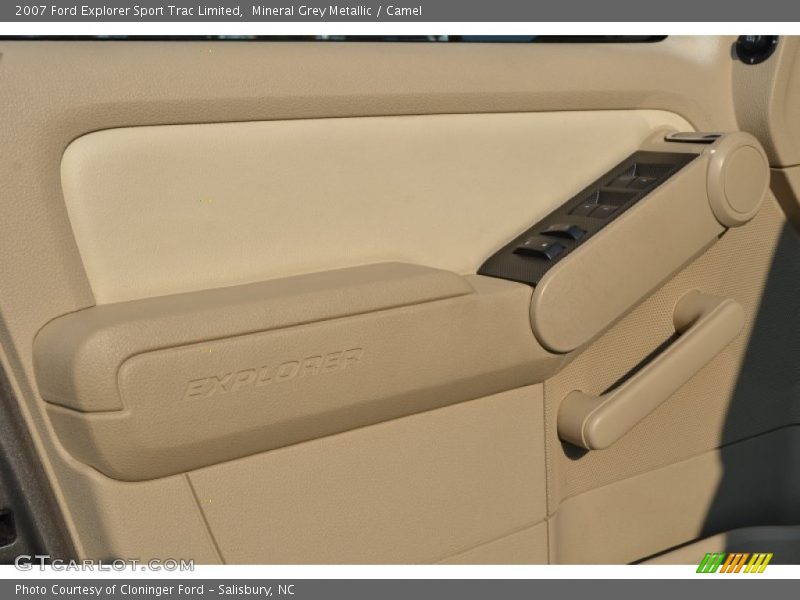 Mineral Grey Metallic / Camel 2007 Ford Explorer Sport Trac Limited
