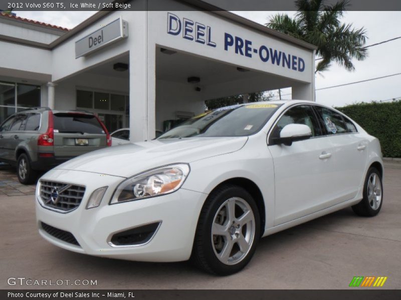 Ice White / Soft Beige 2012 Volvo S60 T5