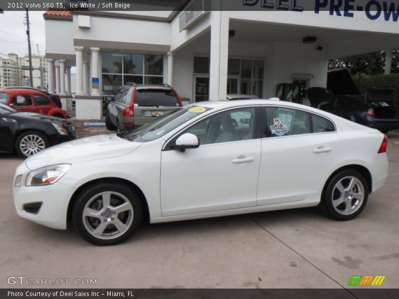 Ice White / Soft Beige 2012 Volvo S60 T5