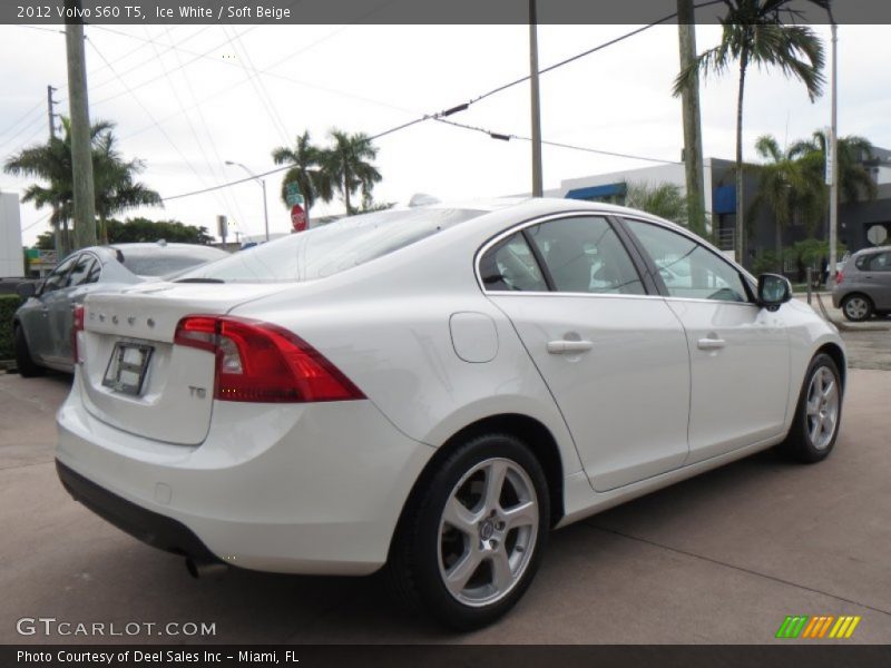 Ice White / Soft Beige 2012 Volvo S60 T5