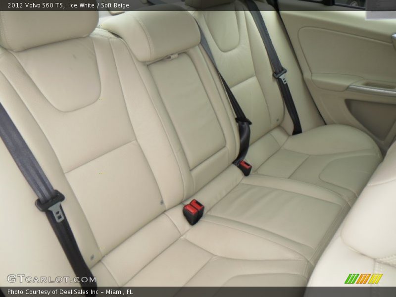 Ice White / Soft Beige 2012 Volvo S60 T5