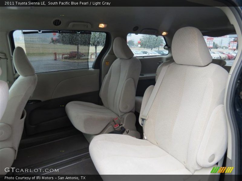 South Pacific Blue Pearl / Light Gray 2011 Toyota Sienna LE