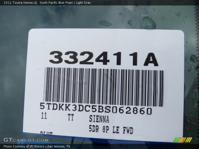 South Pacific Blue Pearl / Light Gray 2011 Toyota Sienna LE