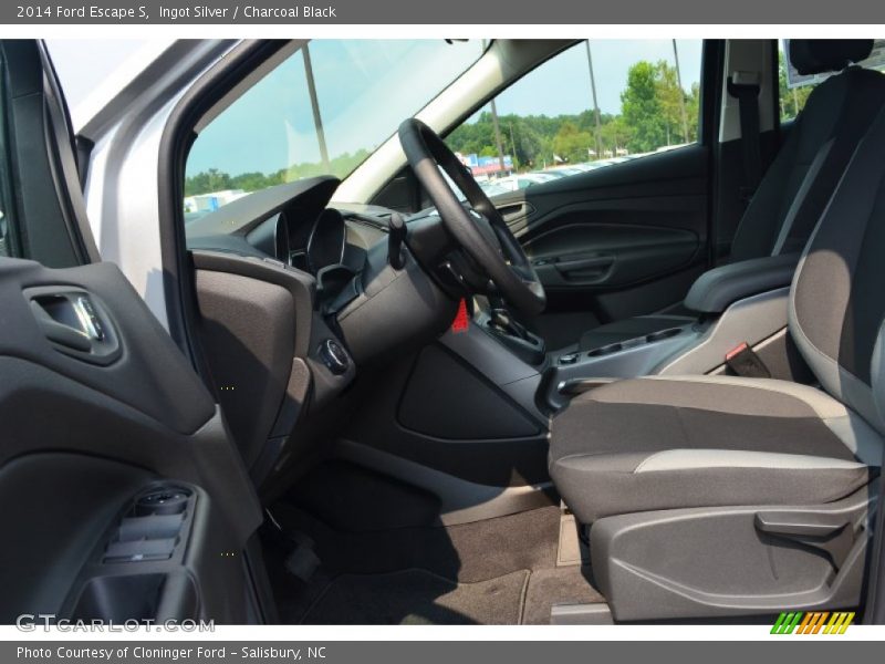Ingot Silver / Charcoal Black 2014 Ford Escape S