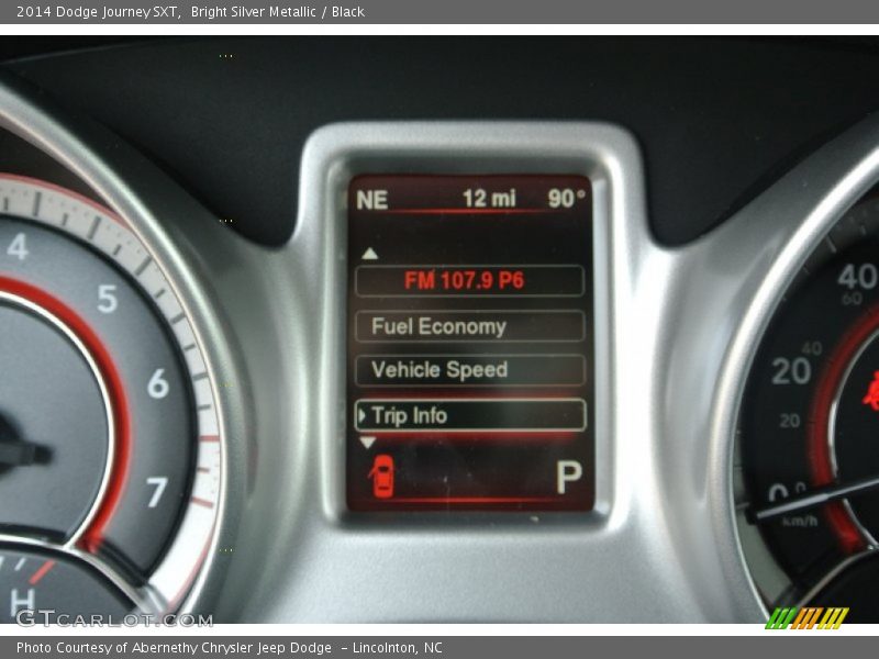 Bright Silver Metallic / Black 2014 Dodge Journey SXT