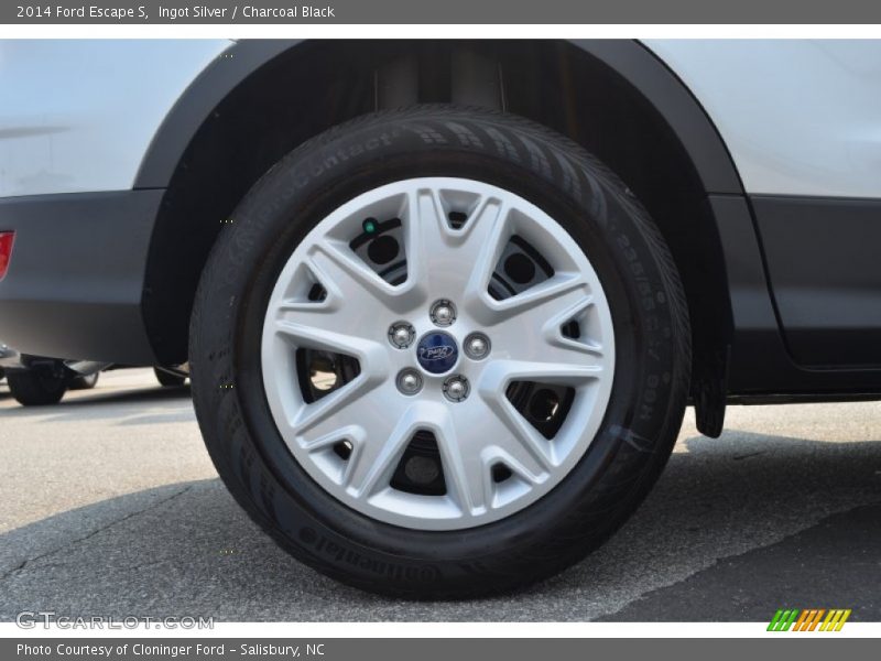 Ingot Silver / Charcoal Black 2014 Ford Escape S
