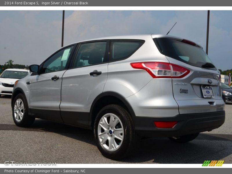 Ingot Silver / Charcoal Black 2014 Ford Escape S