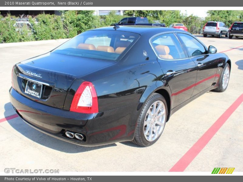 Nero (Black) / Cuoio 2010 Maserati Quattroporte