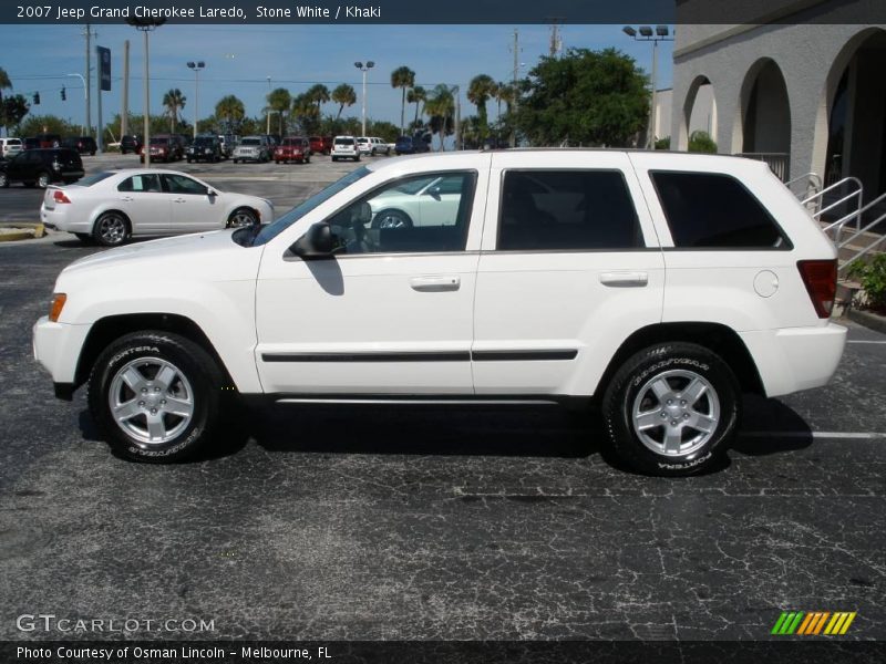Stone White / Khaki 2007 Jeep Grand Cherokee Laredo