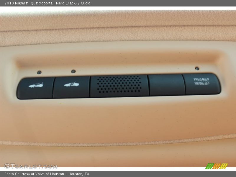 Controls of 2010 Quattroporte 