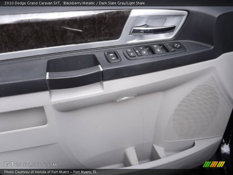 Blackberry Metallic / Dark Slate Gray/Light Shale 2010 Dodge Grand Caravan SXT