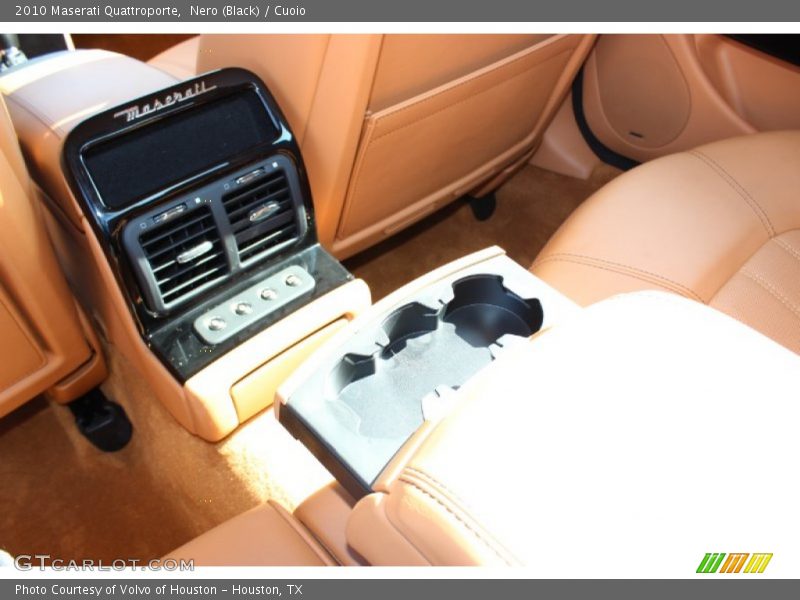Nero (Black) / Cuoio 2010 Maserati Quattroporte