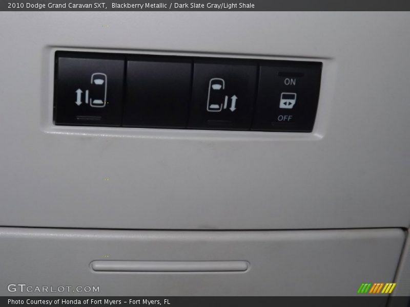 Blackberry Metallic / Dark Slate Gray/Light Shale 2010 Dodge Grand Caravan SXT