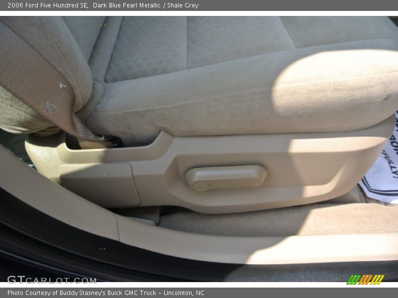 Dark Blue Pearl Metallic / Shale Grey 2006 Ford Five Hundred SE
