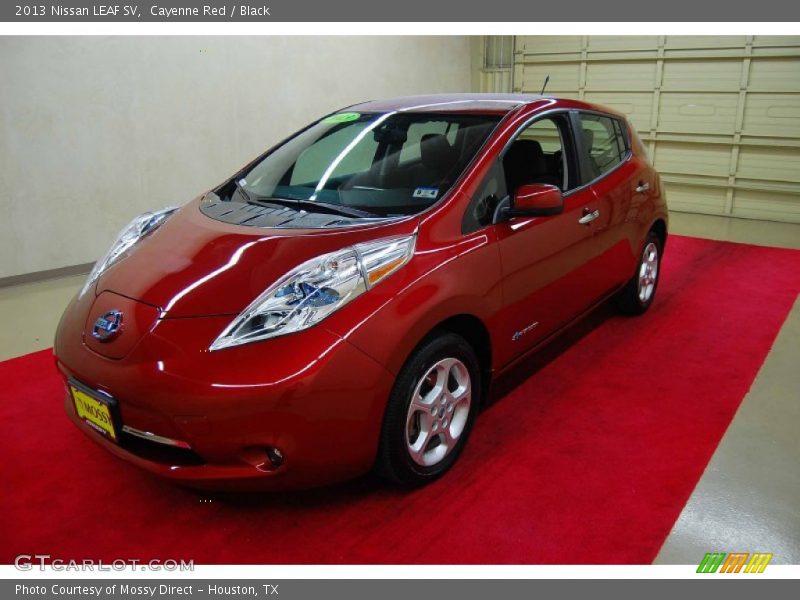Cayenne Red / Black 2013 Nissan LEAF SV